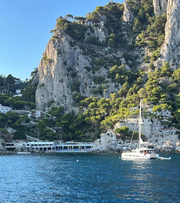 Exceptionnel Pieds Dans L'Eau Vila Capri Exterior foto